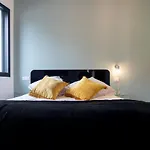 Au Coeur Du Village Guest house