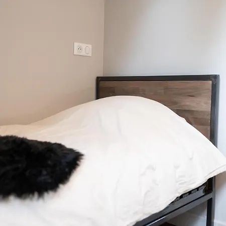 Au Coeur Du Village Guest house