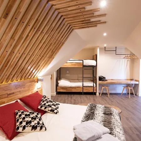Pensión Au Coeur Du Village 4*