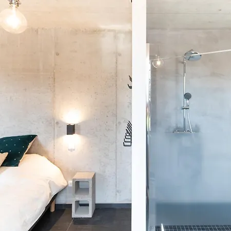 Гостевой дом Au Coeur Du Village 4*