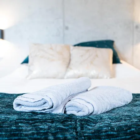 Au Coeur Du Village 4*