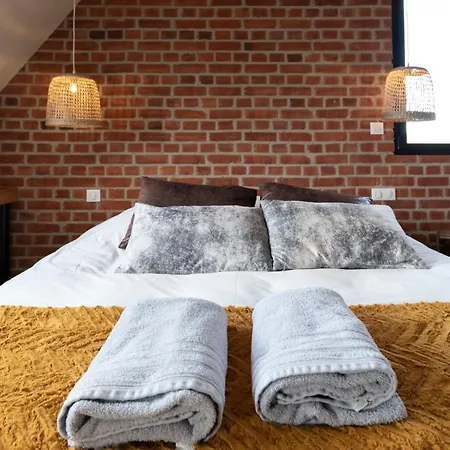 Au Coeur Du Village 4*